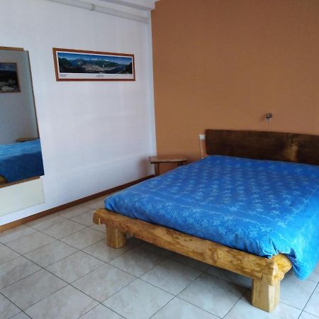 B&B Il Cortile Valmadrera Kültér fotó