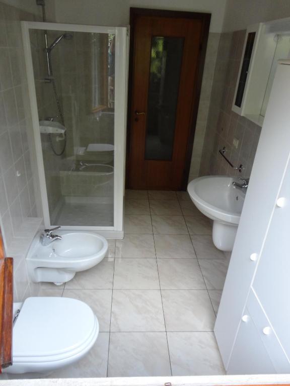 B&B Il Cortile Valmadrera Kültér fotó